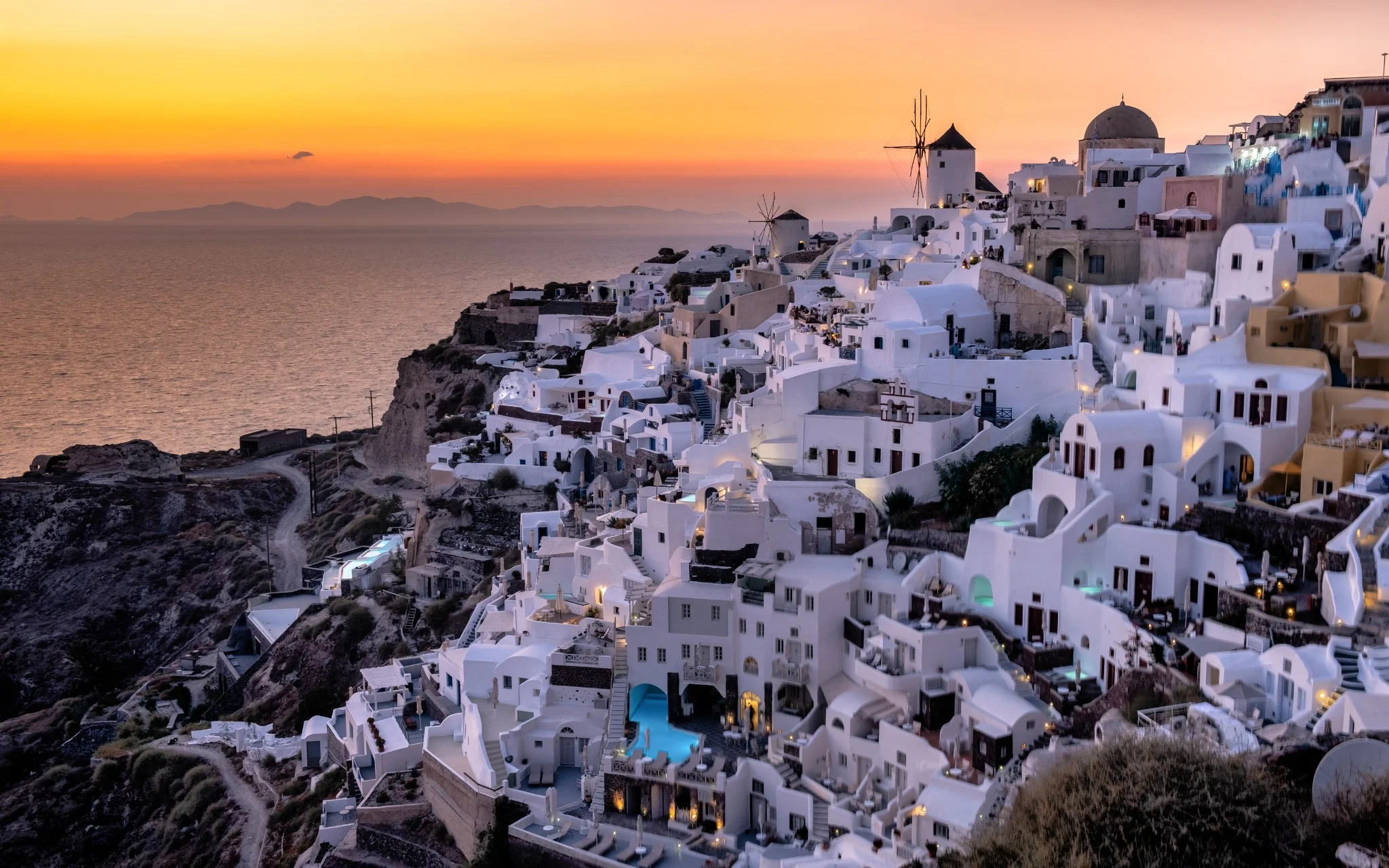 Cruises with boats in the Greek islands are a popular vacation option, offering a unique way to explore the beautiful islands and coastline of Greece. These cruises can be operated by various types of boats, from motorboats to yachts, depending on your preference and budget.