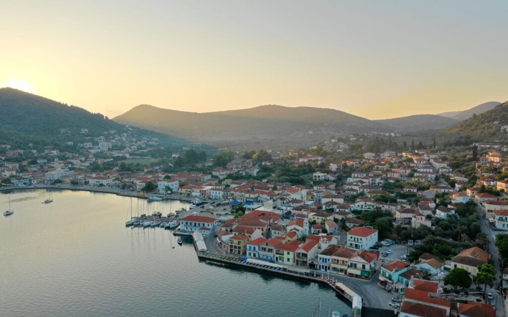 The Ionian islands are the ideal option if you are looking for flourishing landscapes, beautiful beaches, and a mix of cosmopolitan and traditional influences. Kerkyra, Kefalonia, Ithaki, Paxoi, and the rest of the Ionian islands are known for their delicious food, crystal clear waters, and full of history and culture villages