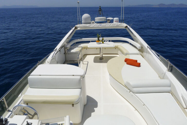 ferretti59flybridge-yachtservices.gr. (9)